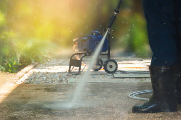 Best Animal Enclosure Cleaning  in Otis Orchards East Farms, WA